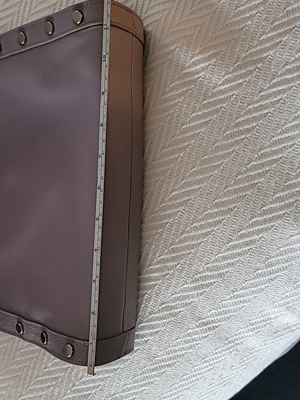Vince Camuto Lilac Leather Bag - Picture 6 of 7
